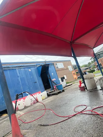 Glym car wash