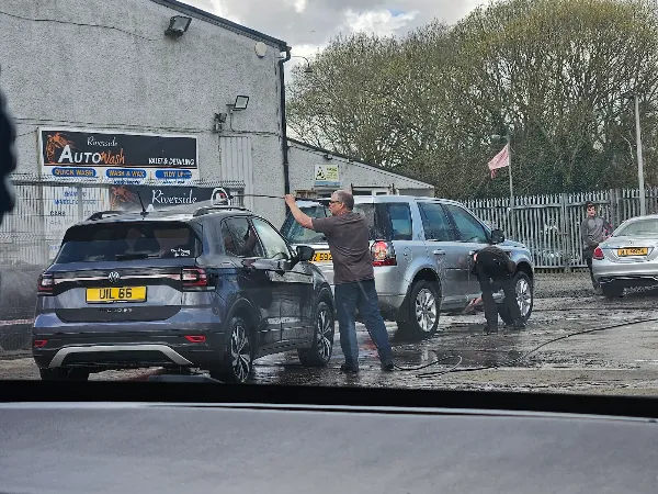 Riverside autowash