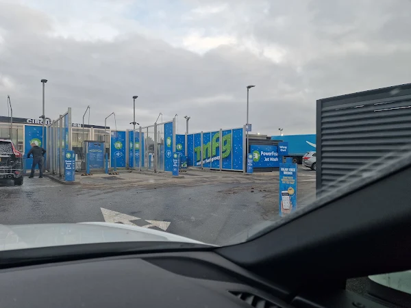 Esso Self Service Car Wash