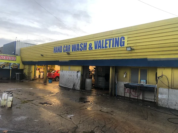 Fast hand car wash & valet