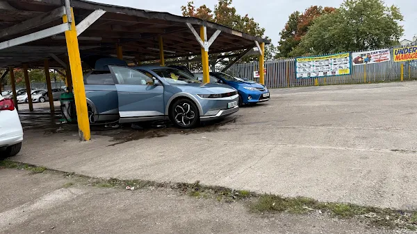 Hand car wash