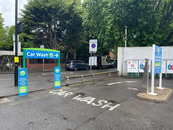 MFG Car Wash Centre