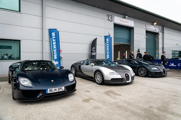 Topaz Detailing | Luxury Car Detailing and Paint Protection Film Specialists