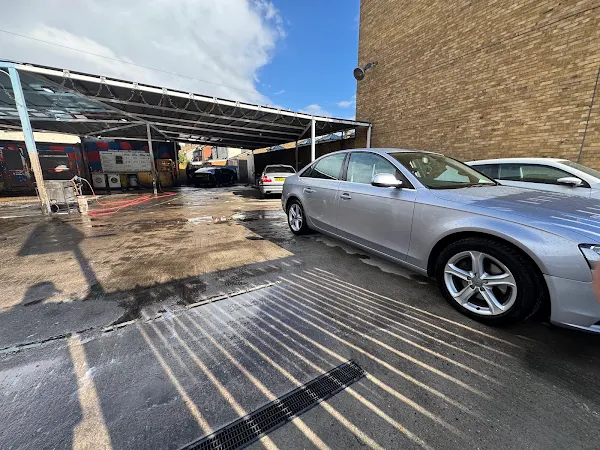 Elis car wash
