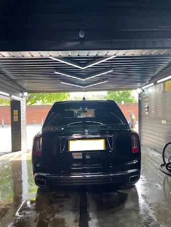 Platinum hand carwash