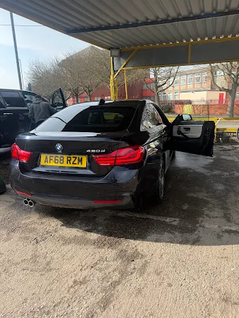 TOWN HAND CAR WASH