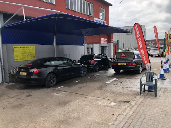 HAND CAR WASH
