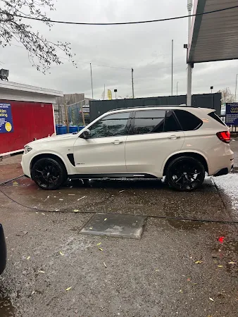 Oaklands Hand Car Wash