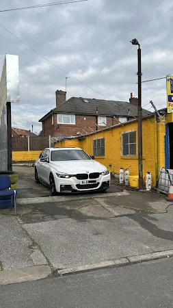 Hand car wash & polishing Leeds
