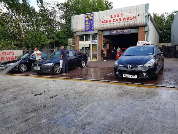Lou's Car Wash and Tyres
