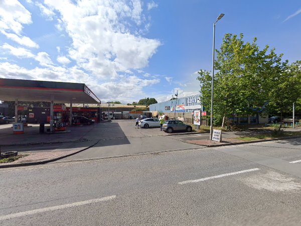 WV13 HAND CAR WASH VALETING