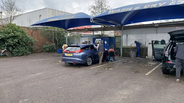 Pro Hand Car Wash | Griffinlane Hand Carwash Aylesbury LTD