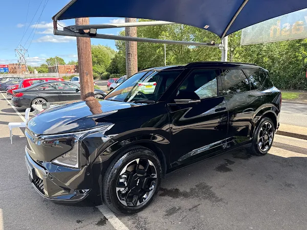 Waves Hand Car Wash Rugby