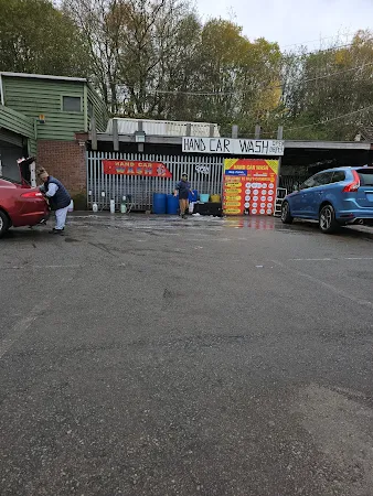 Mario hand car wash