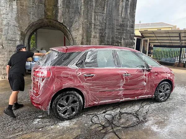 Shiny wash
