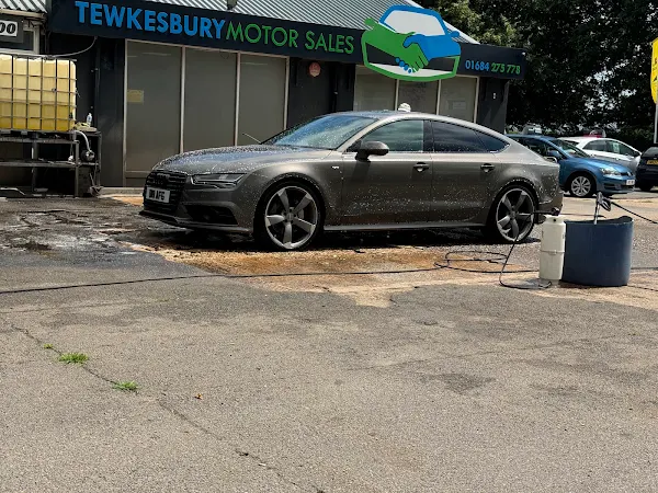 Tewkesbury's Hand Car Wash