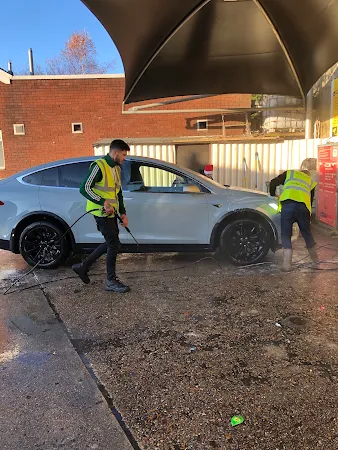 East Grinstead Automatic Car Wash
