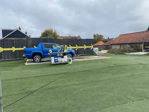 Nazeing Motors Epping Hand Car Wash
