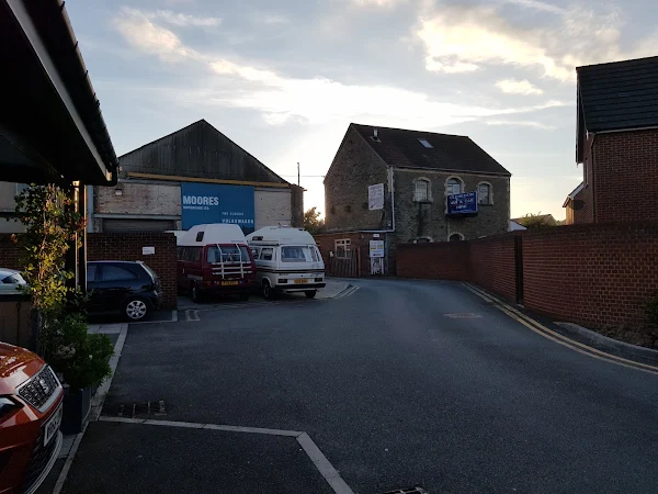 Bubbles Car Wash & Valeting