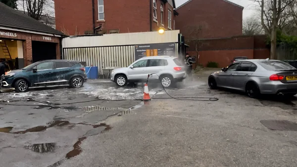 Fresh Auto Care - Hyde Car Wash and Tyres