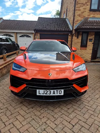 Pure Gloss Valets