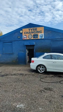 M&M TYRES SHOP
