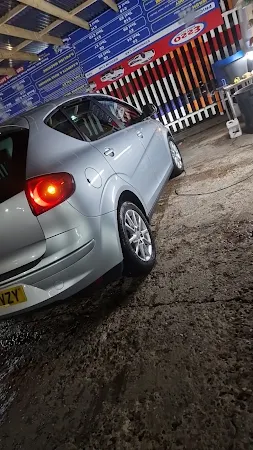 WizCov Auto-Care Centre
