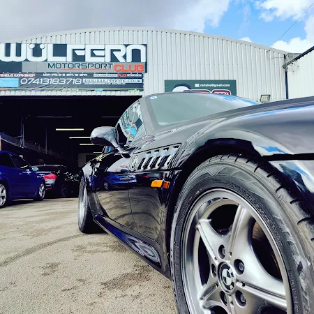 Doms Deluxe Detailing
